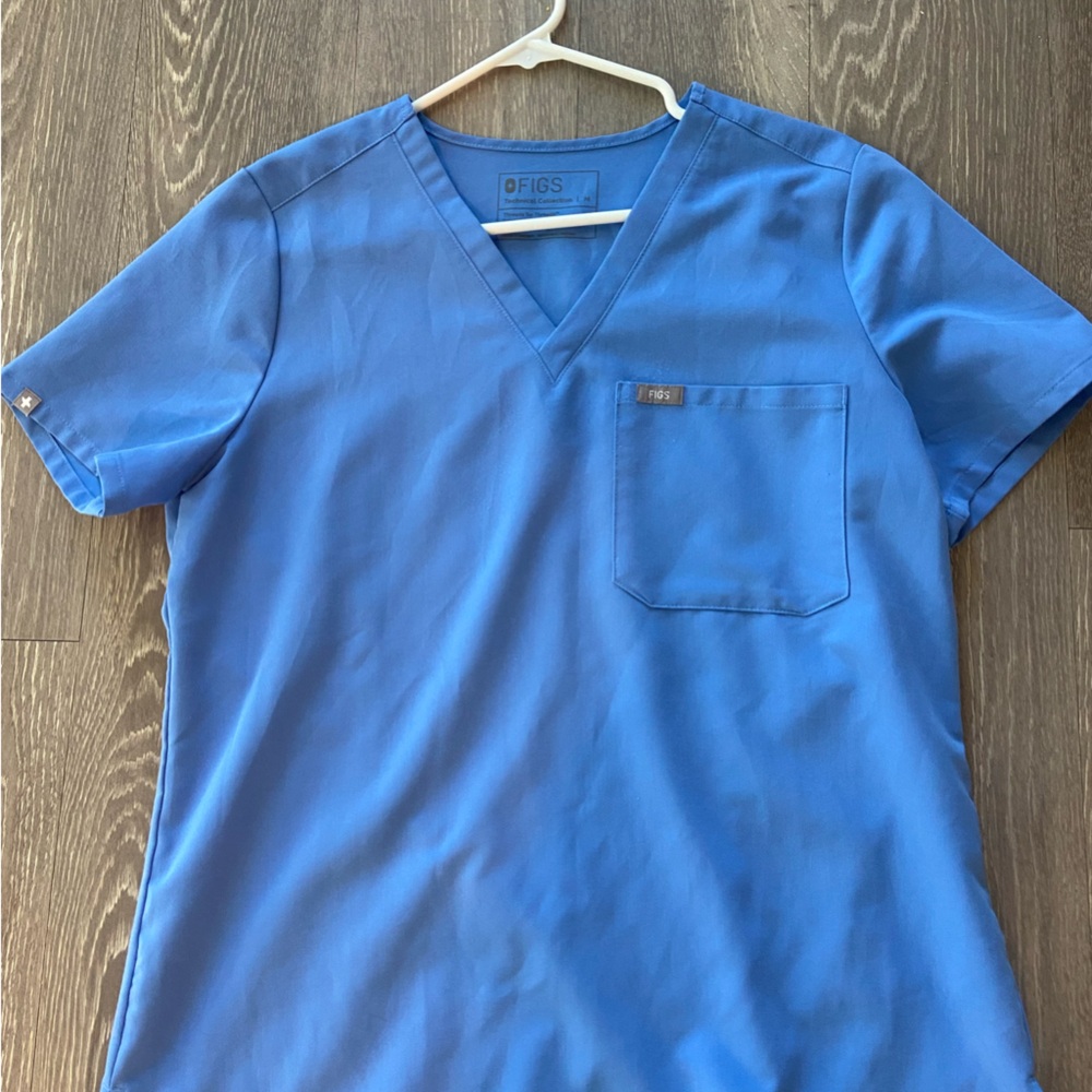 Ceil Blue Catarina™ - One-Pocket Scrub Top